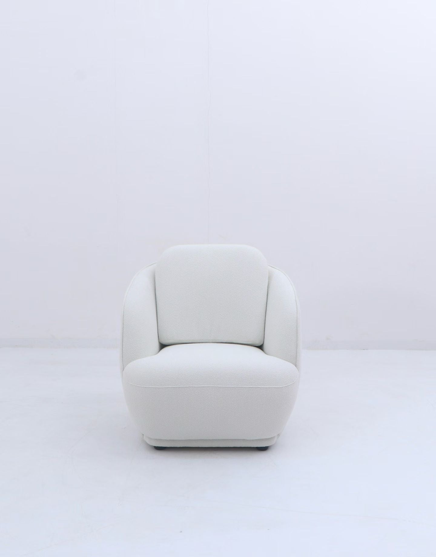 Simoc Lounge Chair