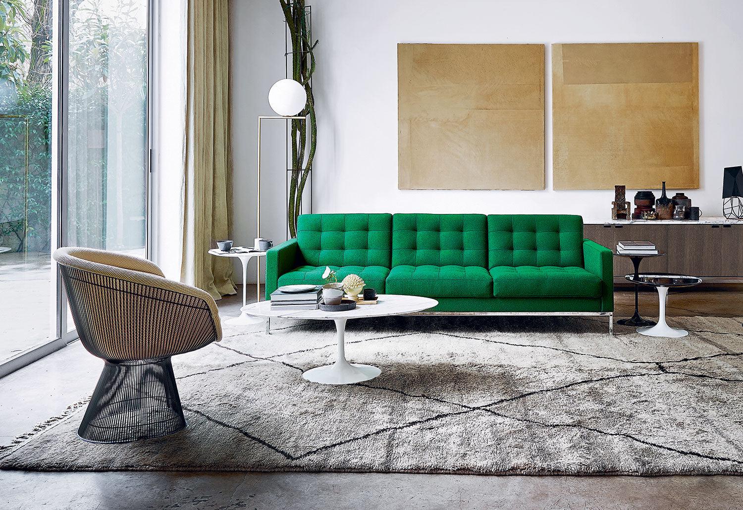 Authentic Knoll Soffa: Florence Knoll's Signature Relax Sofa