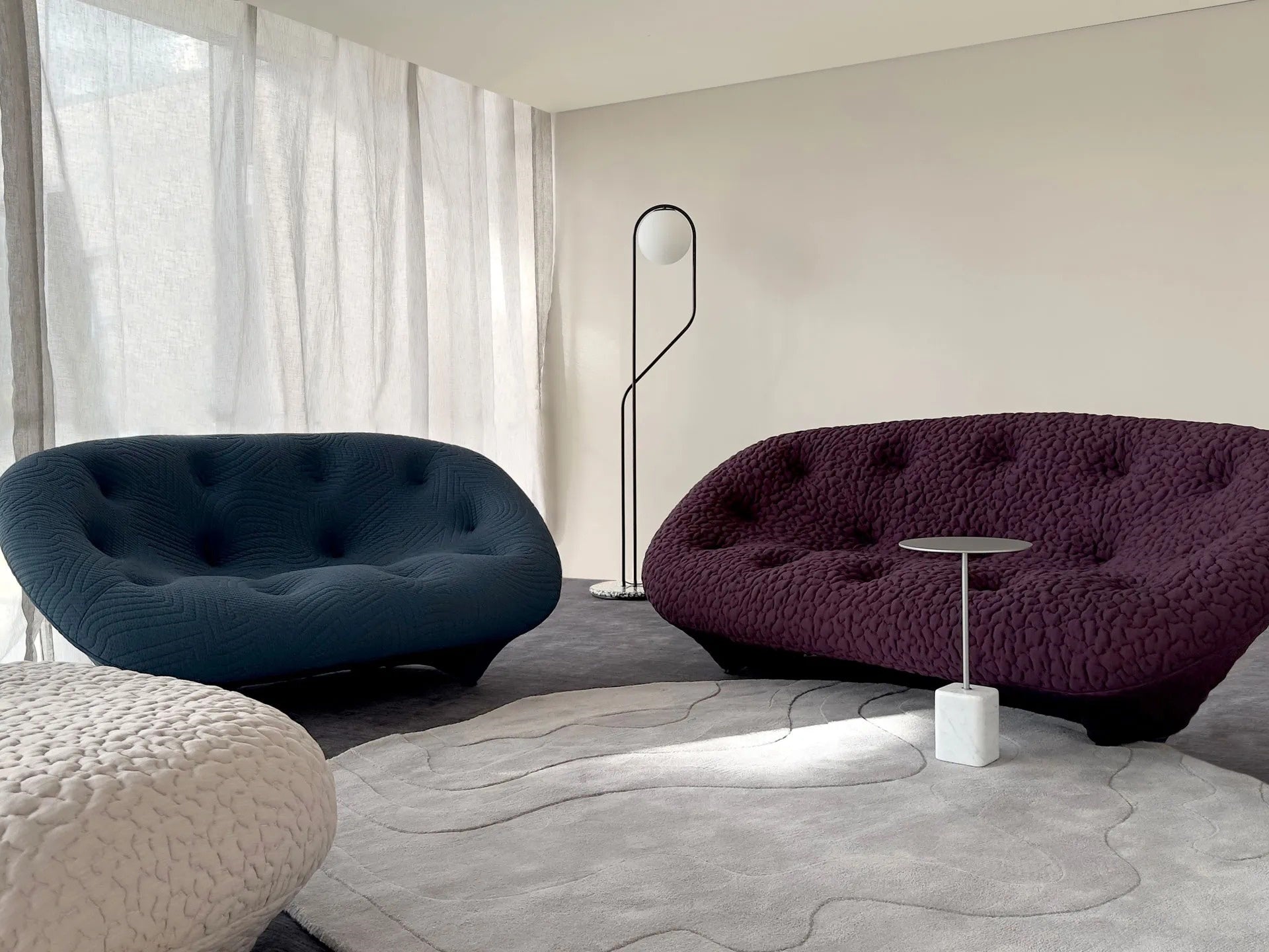 Ploum Settee: The Ultimate Organic Sofa for Maximum Comfort