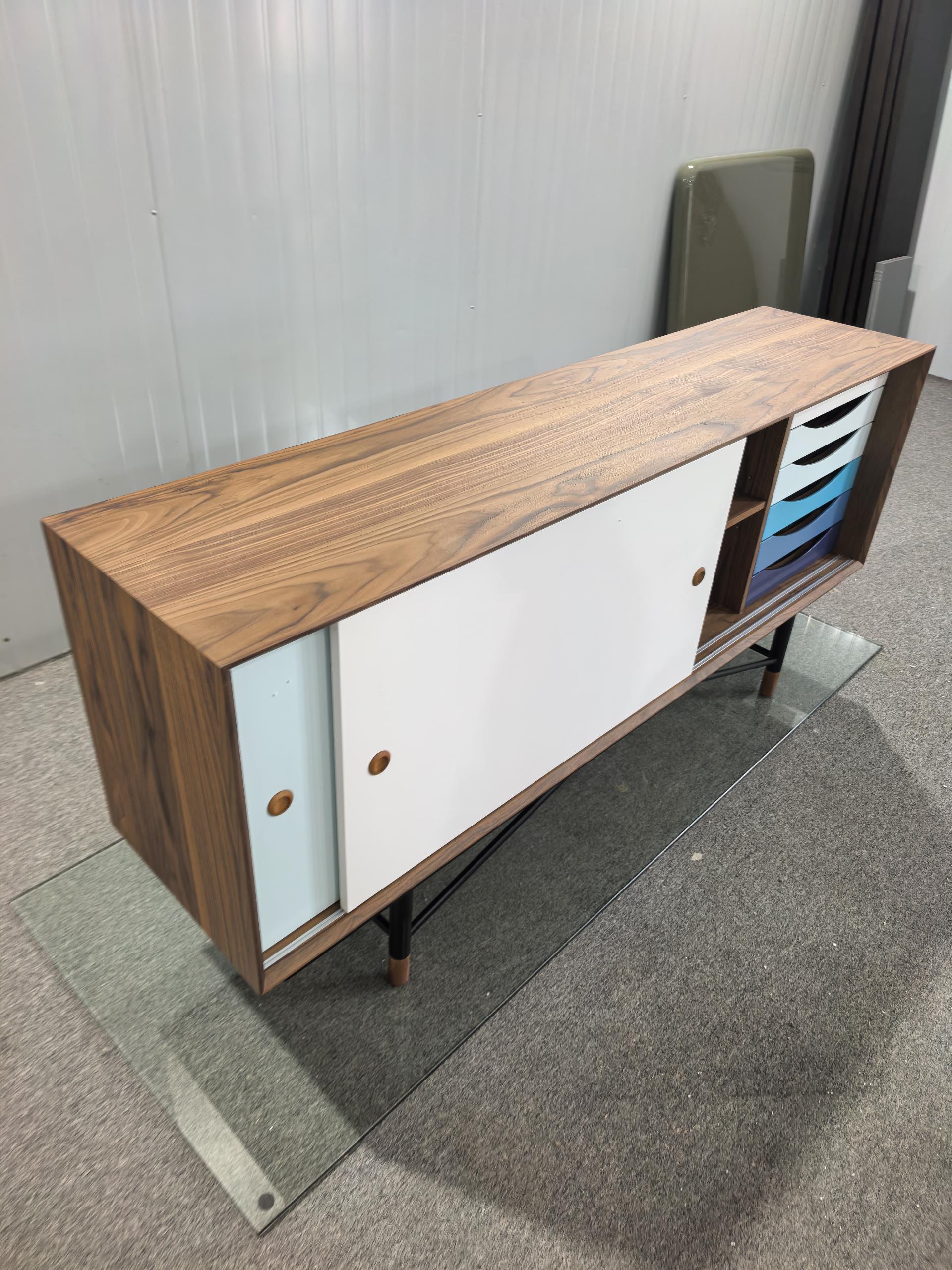 Color Theory Sideboard