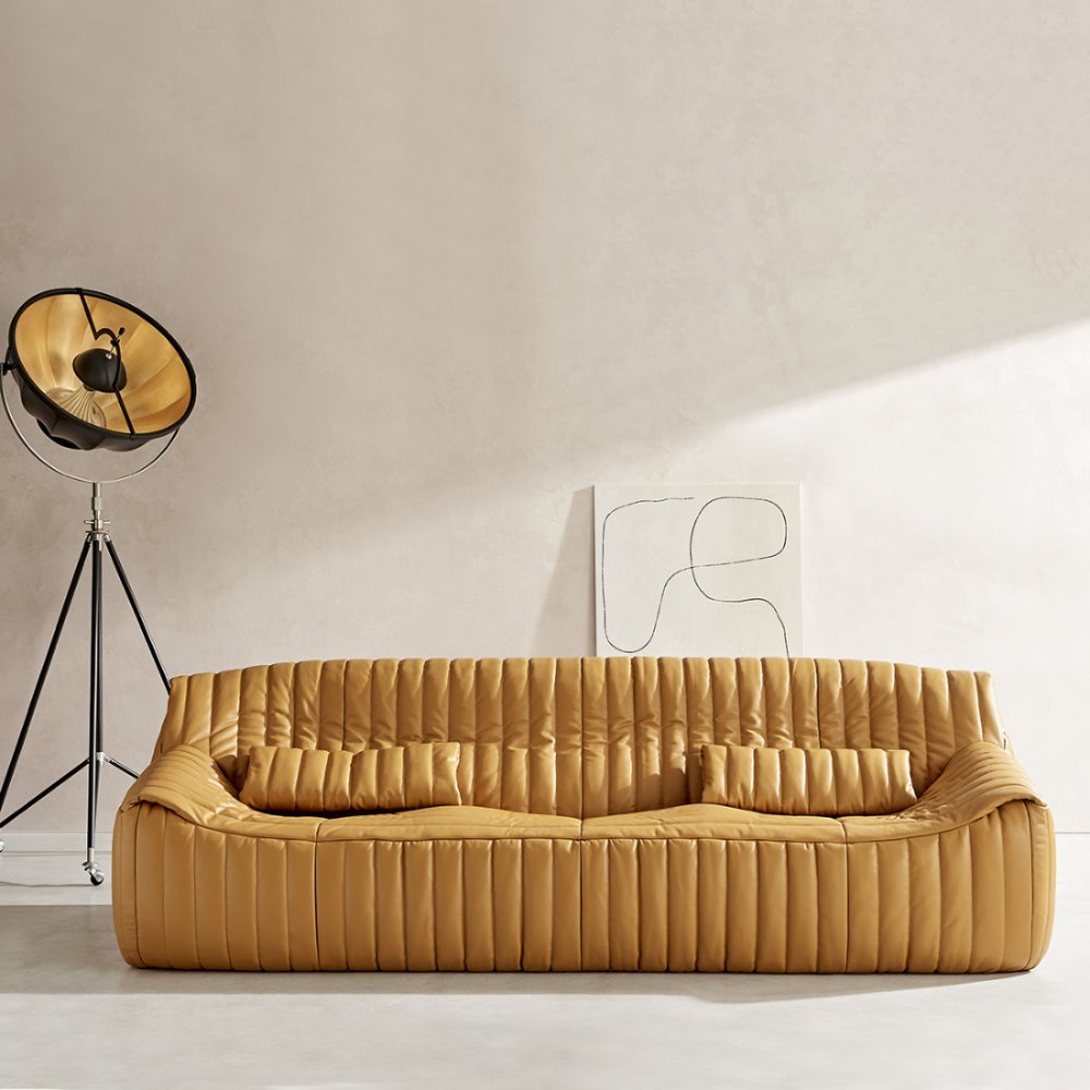 Luxurious Cinna Sandra sofa offering timeless elegance and superior comfort.