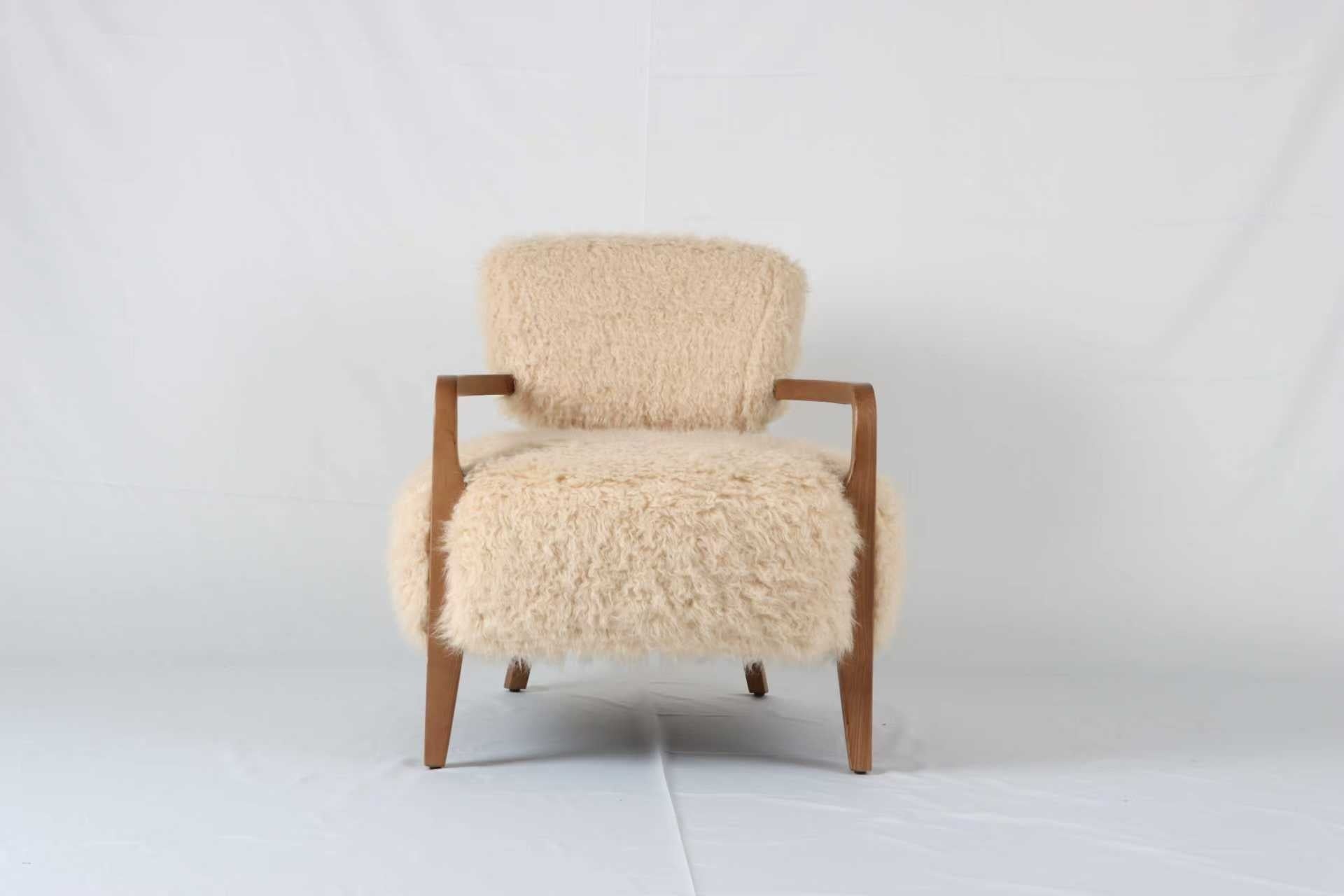 Yeti Lounge Chair