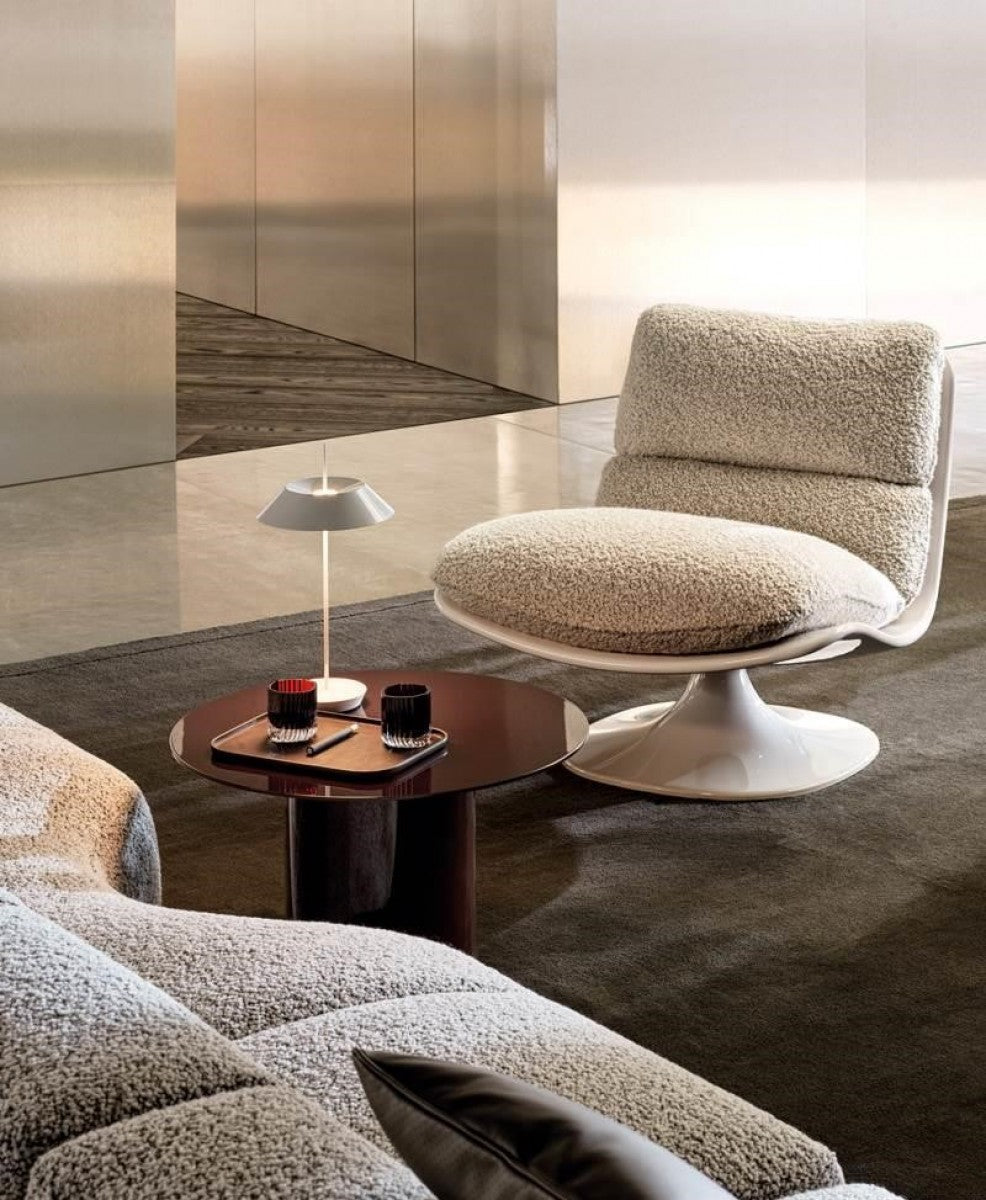 Pattie Armchair: Comfort Meets Contemporary Design