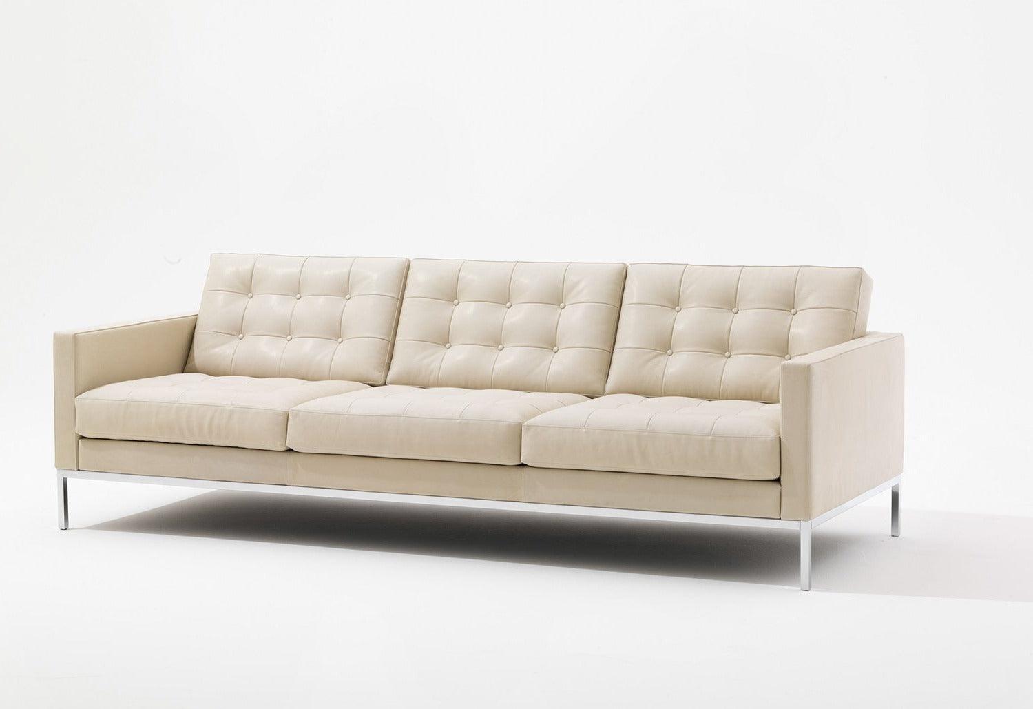 Elegant Florence Knoll Relax Sofa by Knoll - Perfect for Relaxing in Style