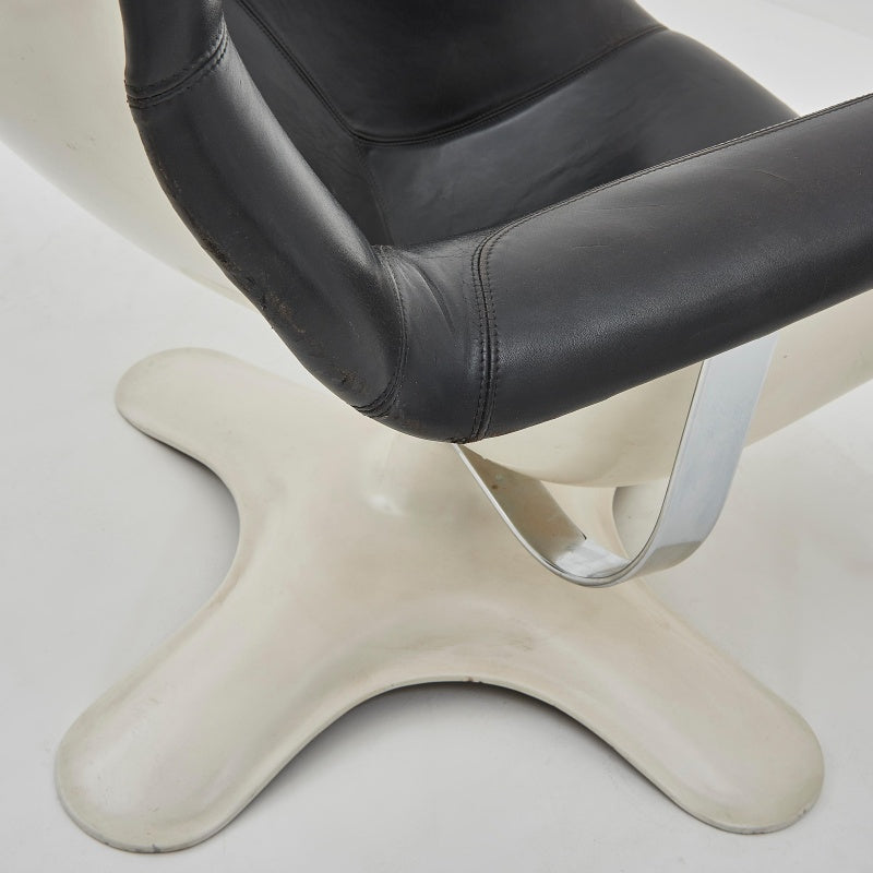 Karuselli Lounge Chair by Vintara Design