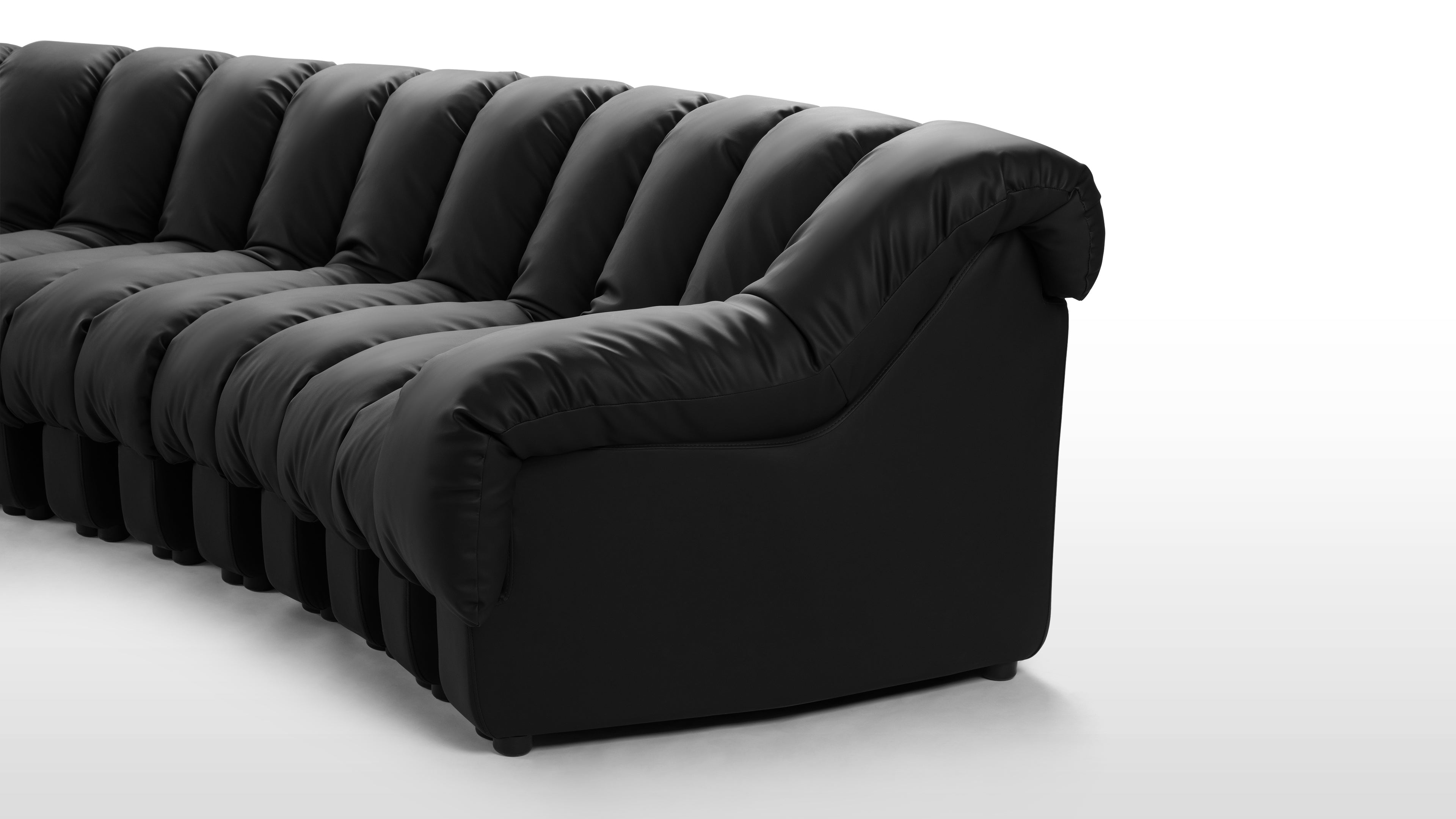 DS 600 sectional sofa in a modern living room setup, showcasing modular design flexibility.