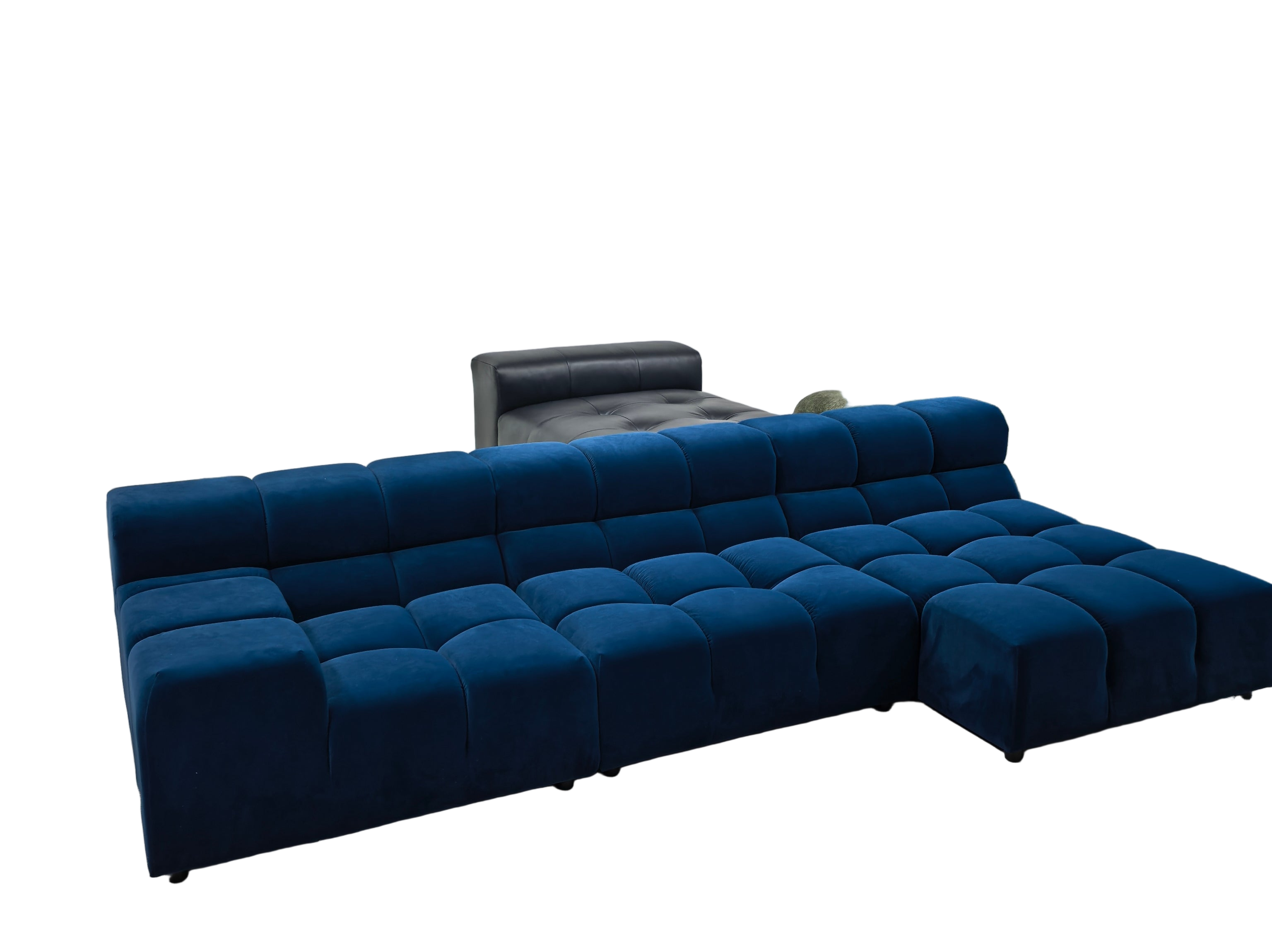 Right Chaise Tufted Small Sectional Sofa