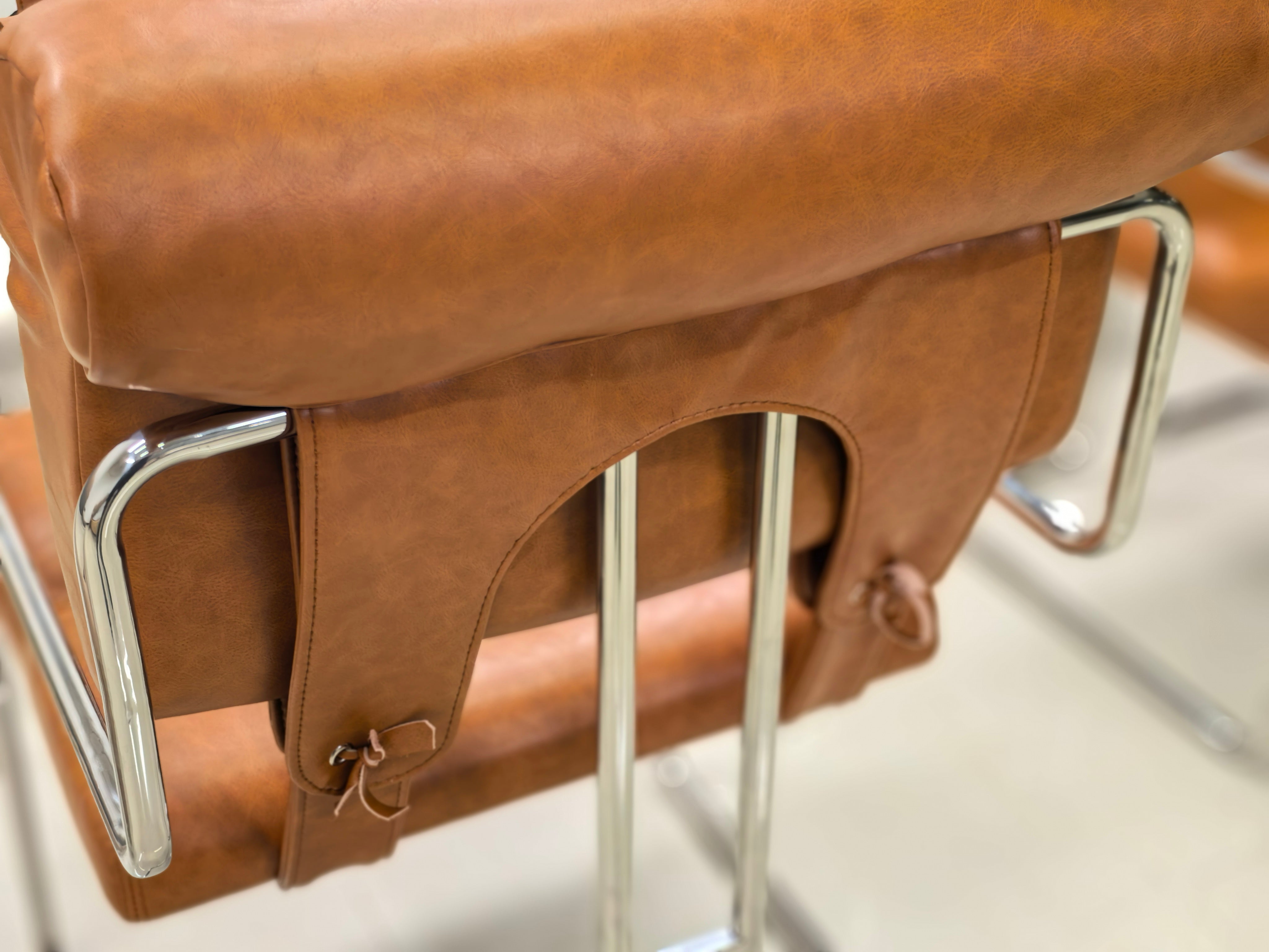 Tucroma Lounge Chair