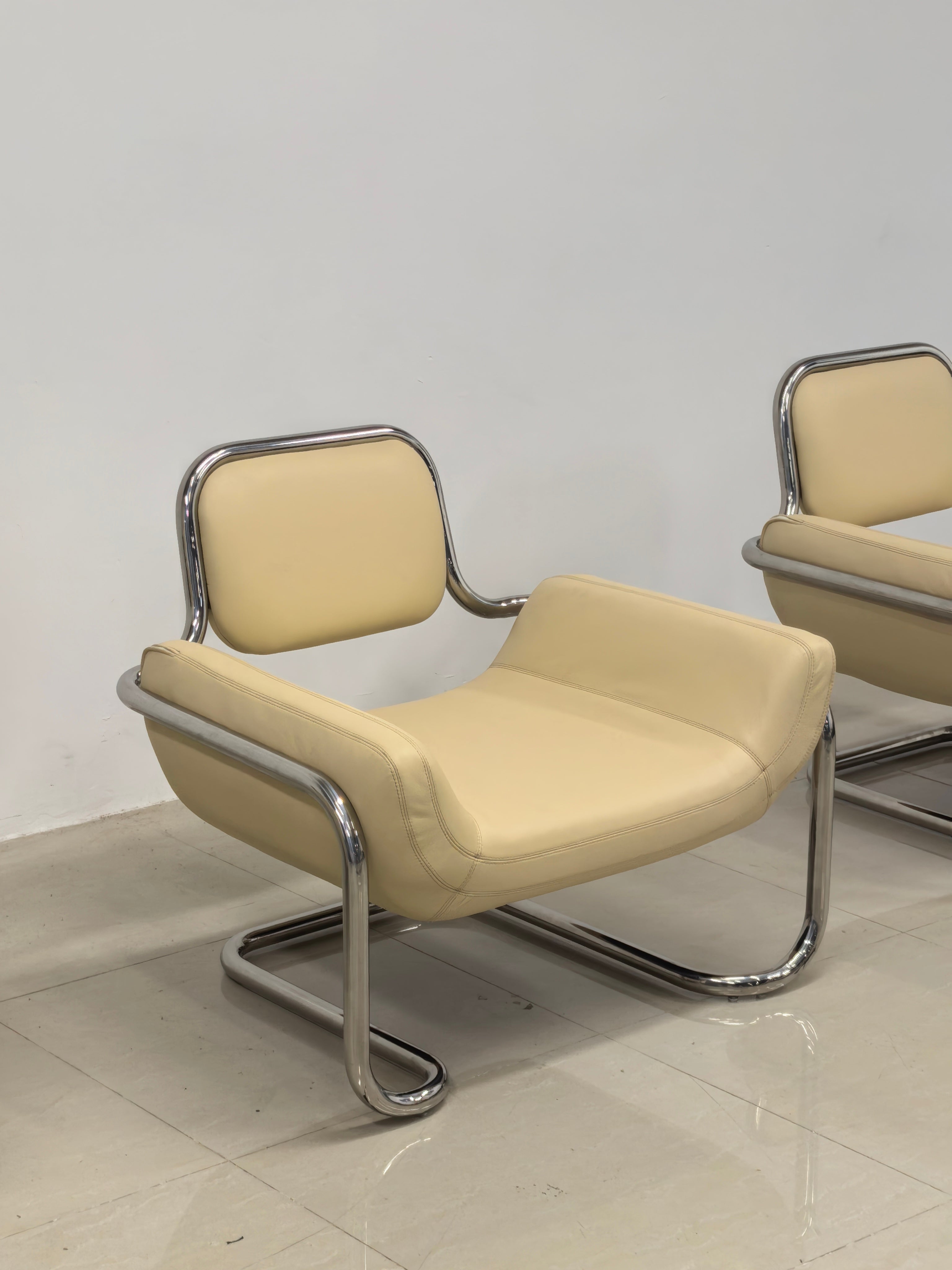 Limande Lounge Chairs