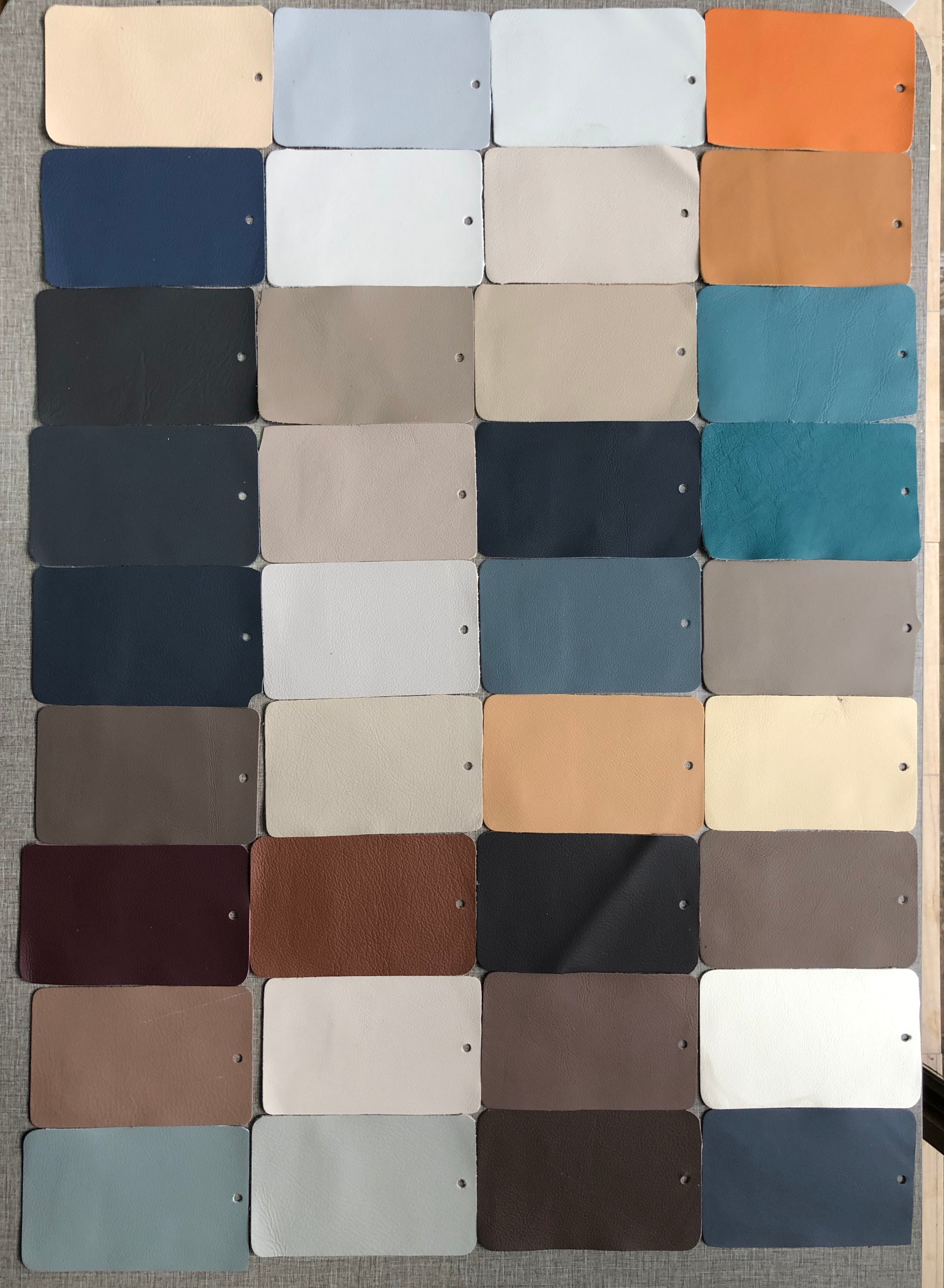 Sari Lounge Armchair - Modern Italian Sculptural Comfort