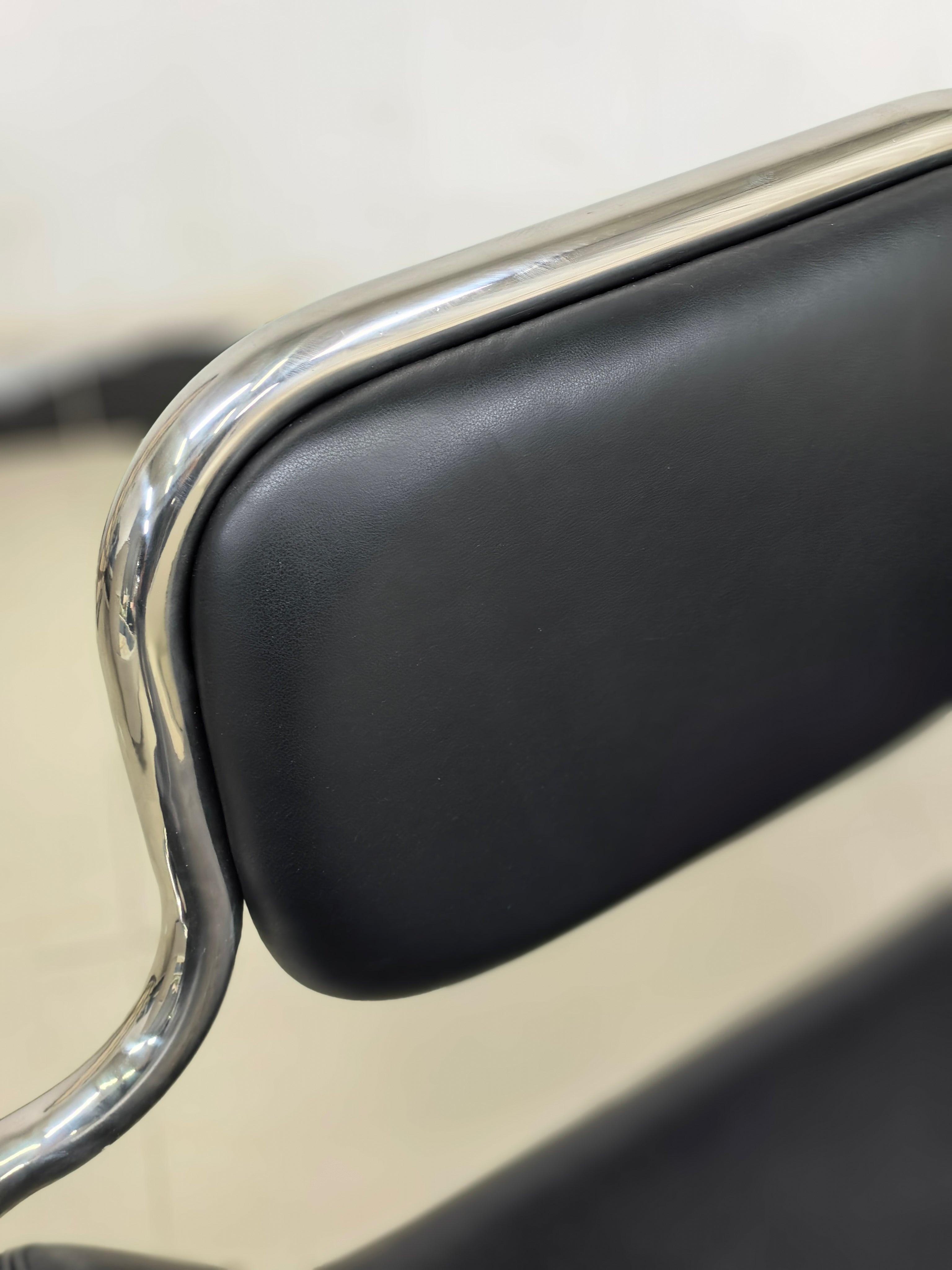 Limande Lounge Chairs