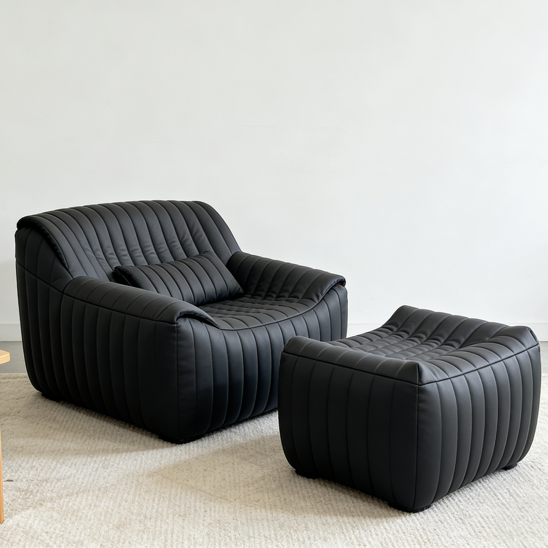 1. Cinna Sandra Sofa, 104×99×71cm, Aniline Leather