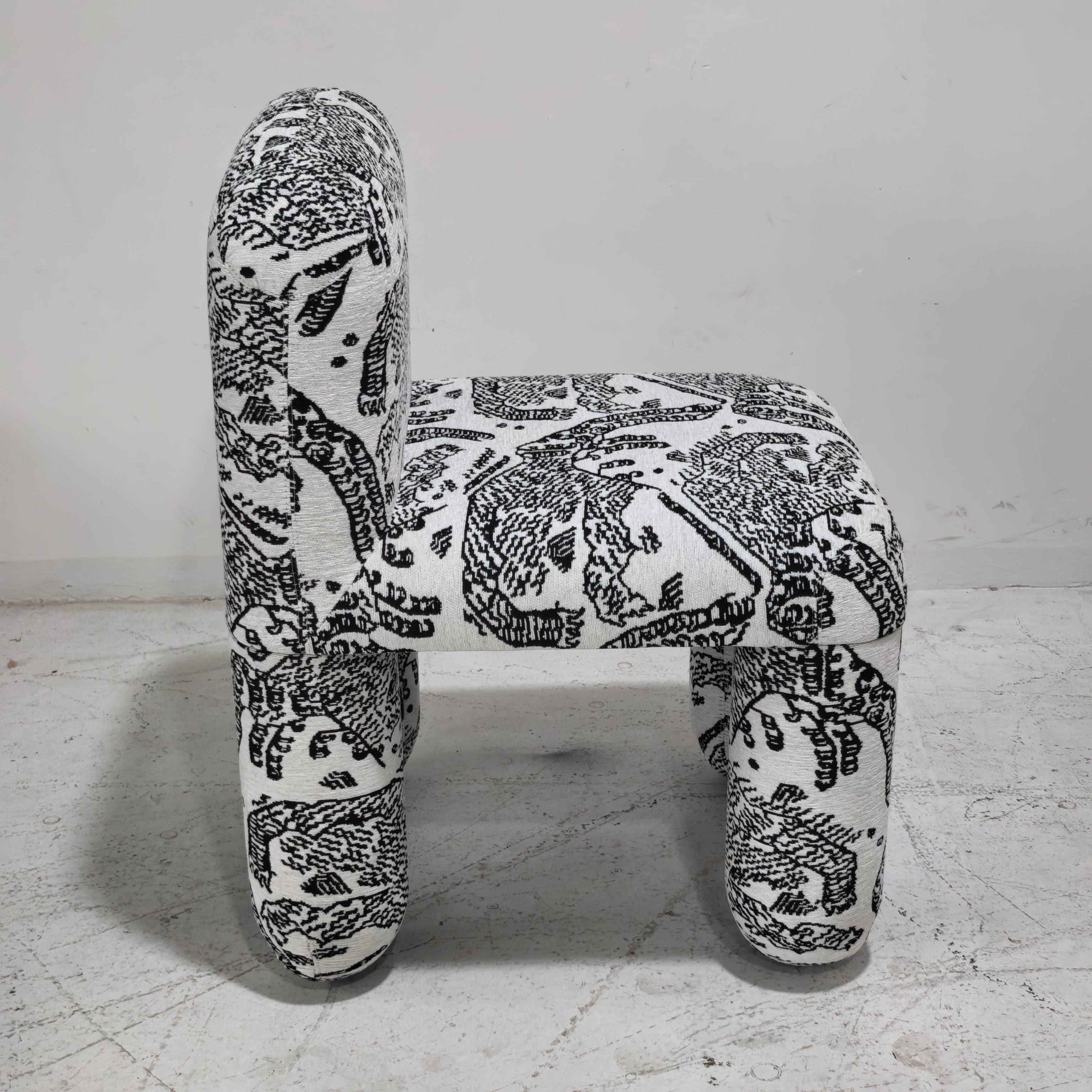 Hello Chair Noom