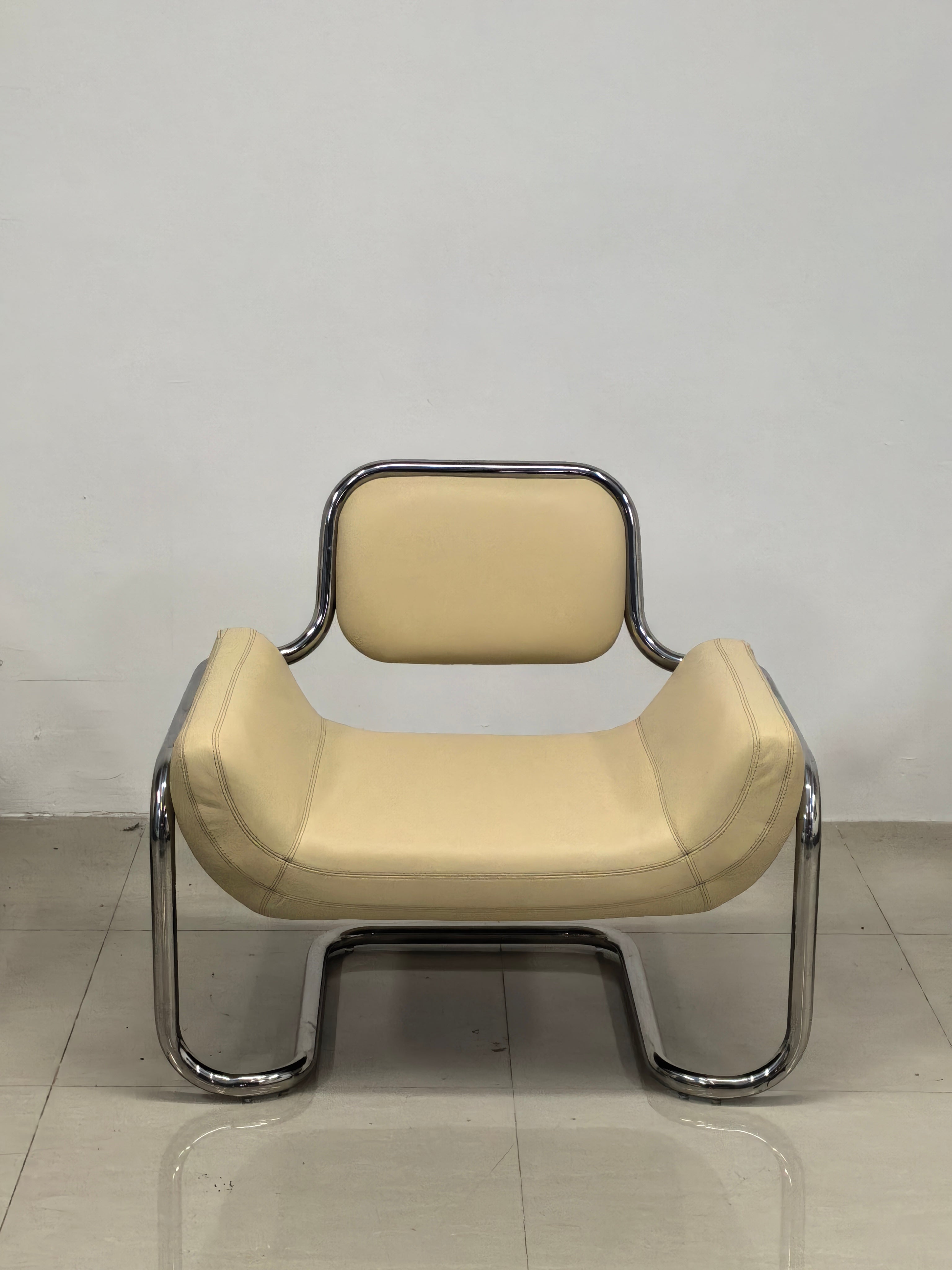 Limande Lounge Chairs