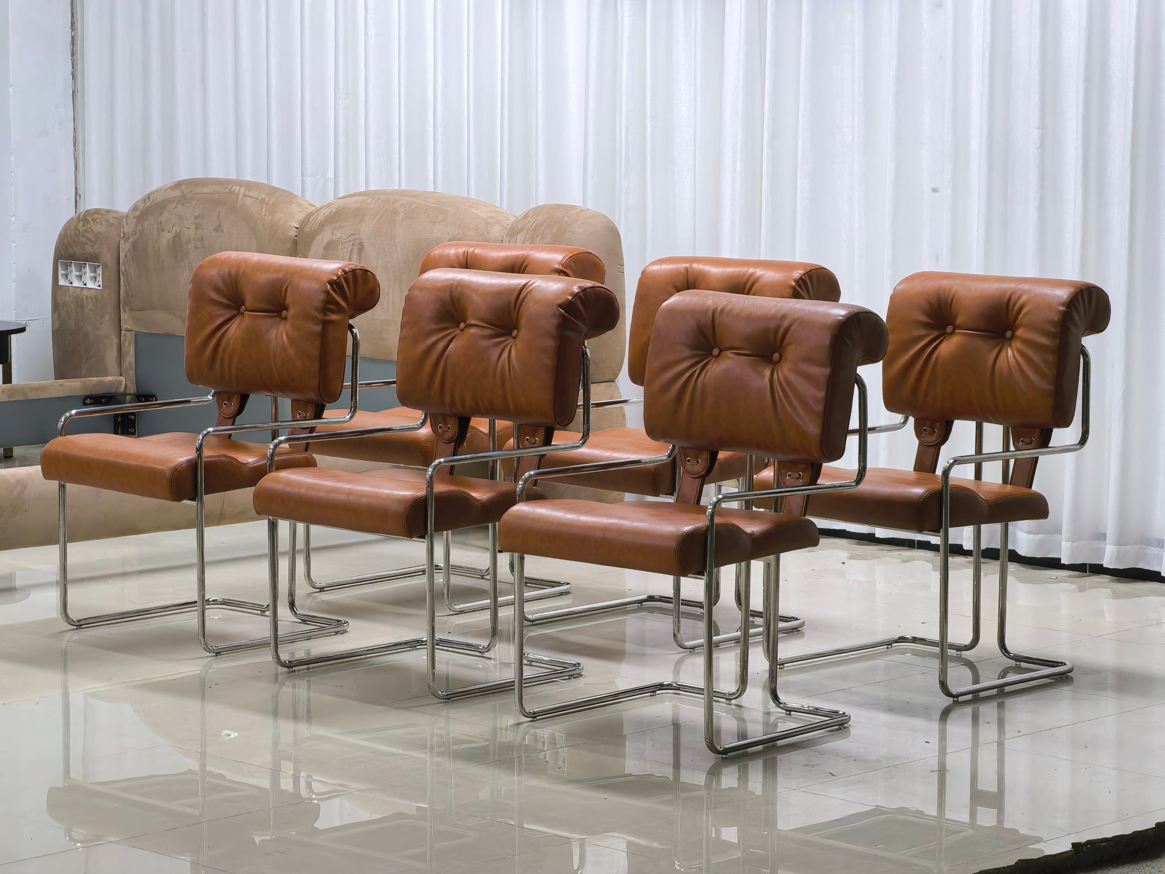 Tucroma Lounge Chair